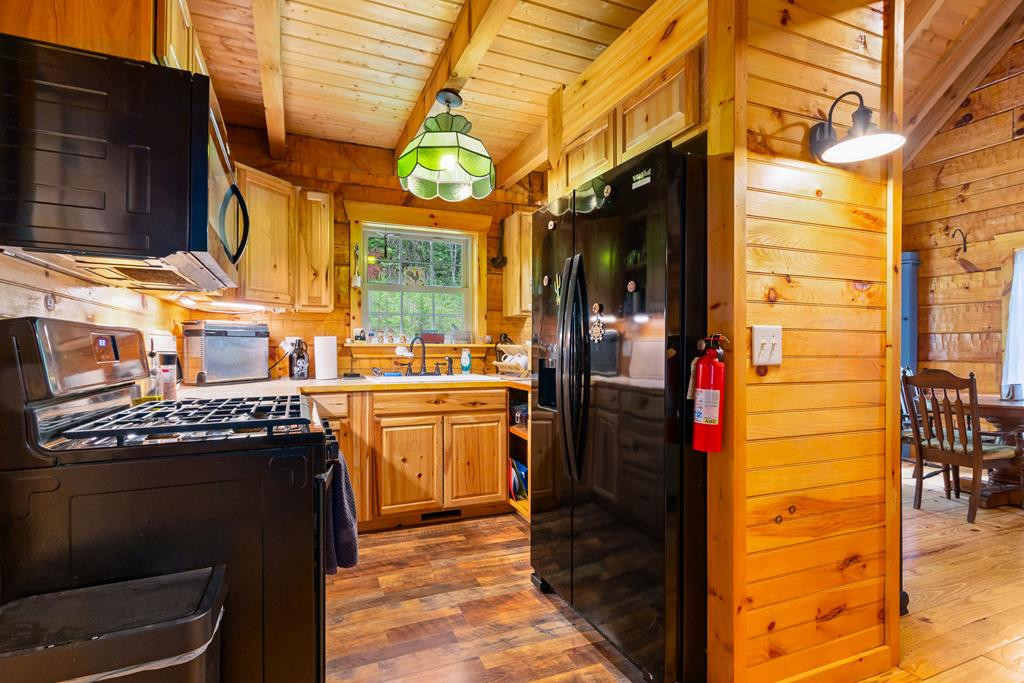 1374 Long Branch Road Marble, NC 28905 - Photo 20 of 54