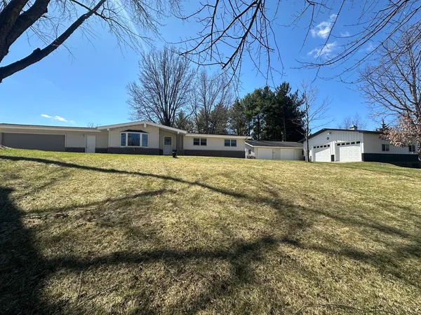 $345,000 | 14740 Norrish Road, Morrison, IL 61270