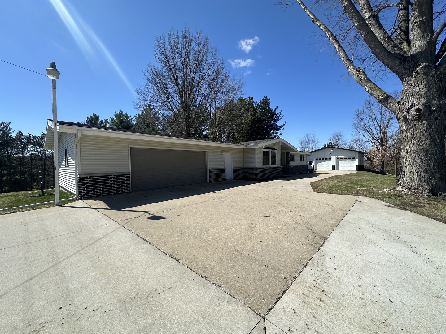 14740 Norrish Road Morrison, IL 61270 - Photo 2 of 46