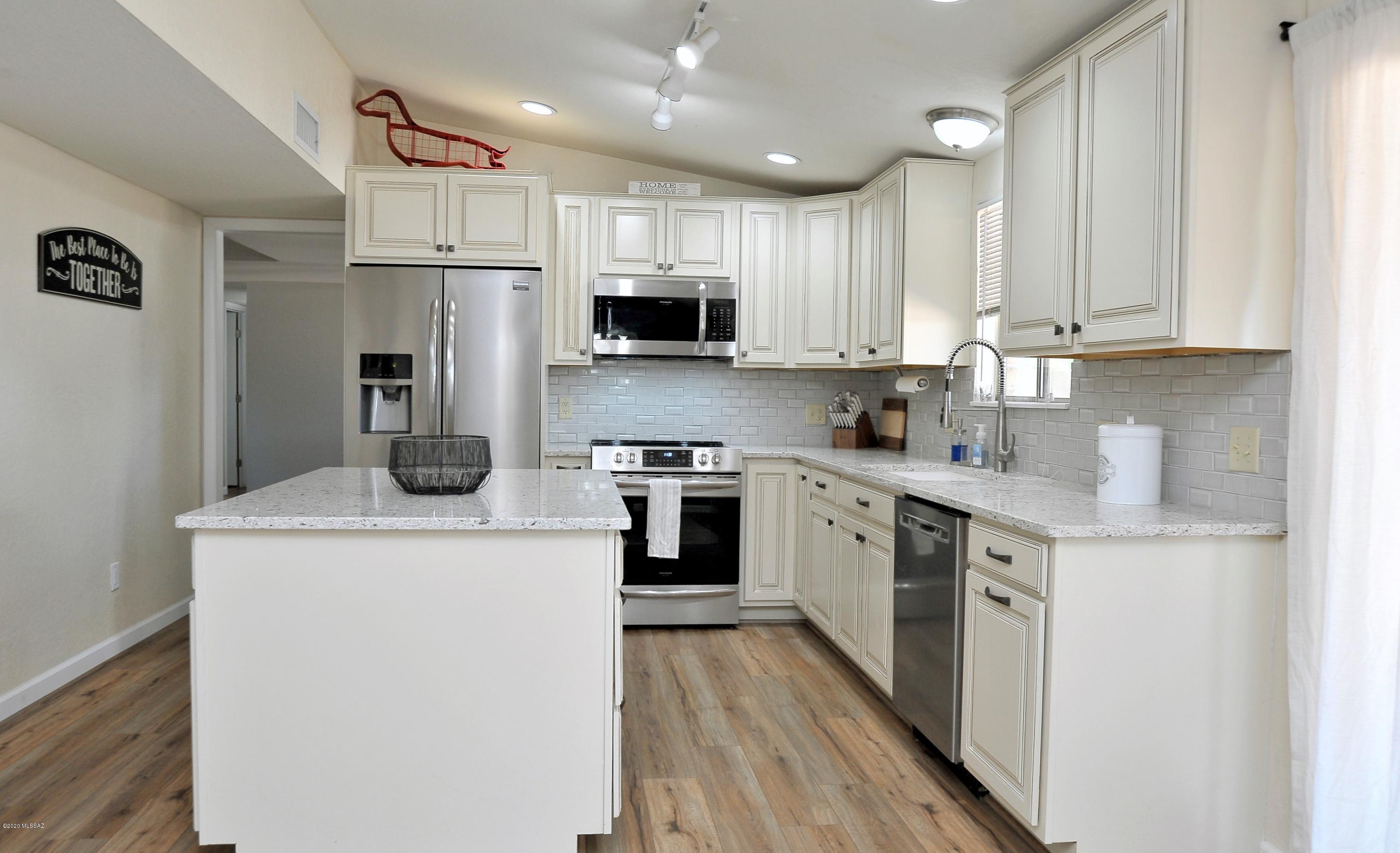 3171 West Massingale Road Tucson, AZ 85741 - Photo 5 of 49 Gallery Image 5