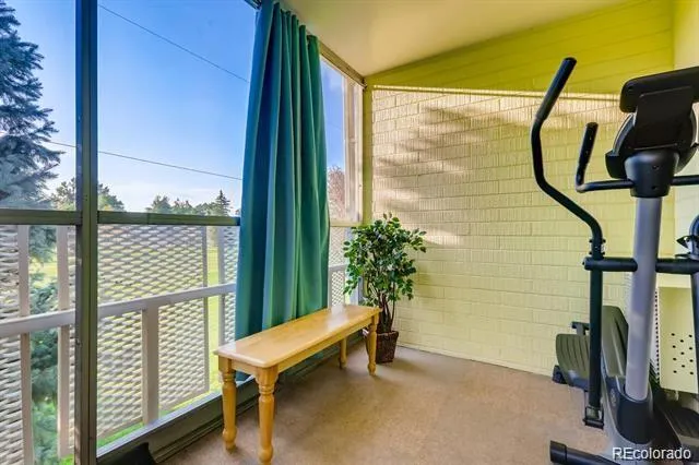 $1,395 | 665 South Clinton Street, Unit 13B, Denver, CO 80247