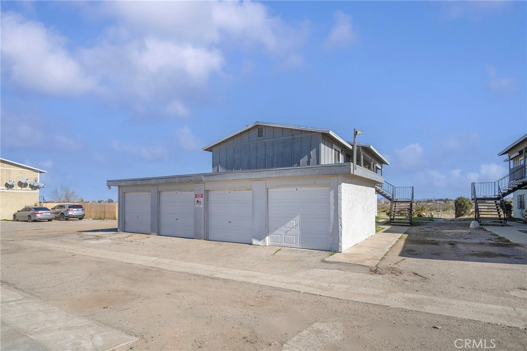 17928 Hermosa Road Adelanto, CA 92301 - Photo 6 of 15