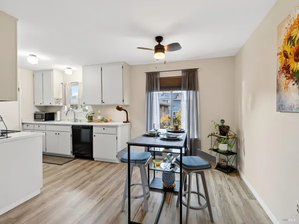 $414,999 | 836 West Spain Street, Unit 6, Sonoma, CA 95476