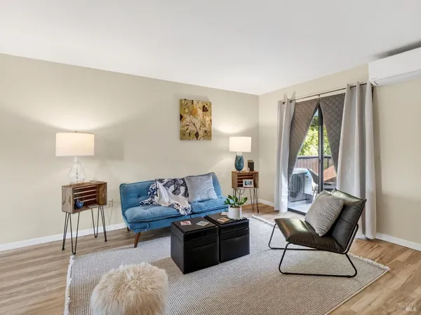 $414,999 | 836 West Spain Street, Unit 6, Sonoma, CA 95476