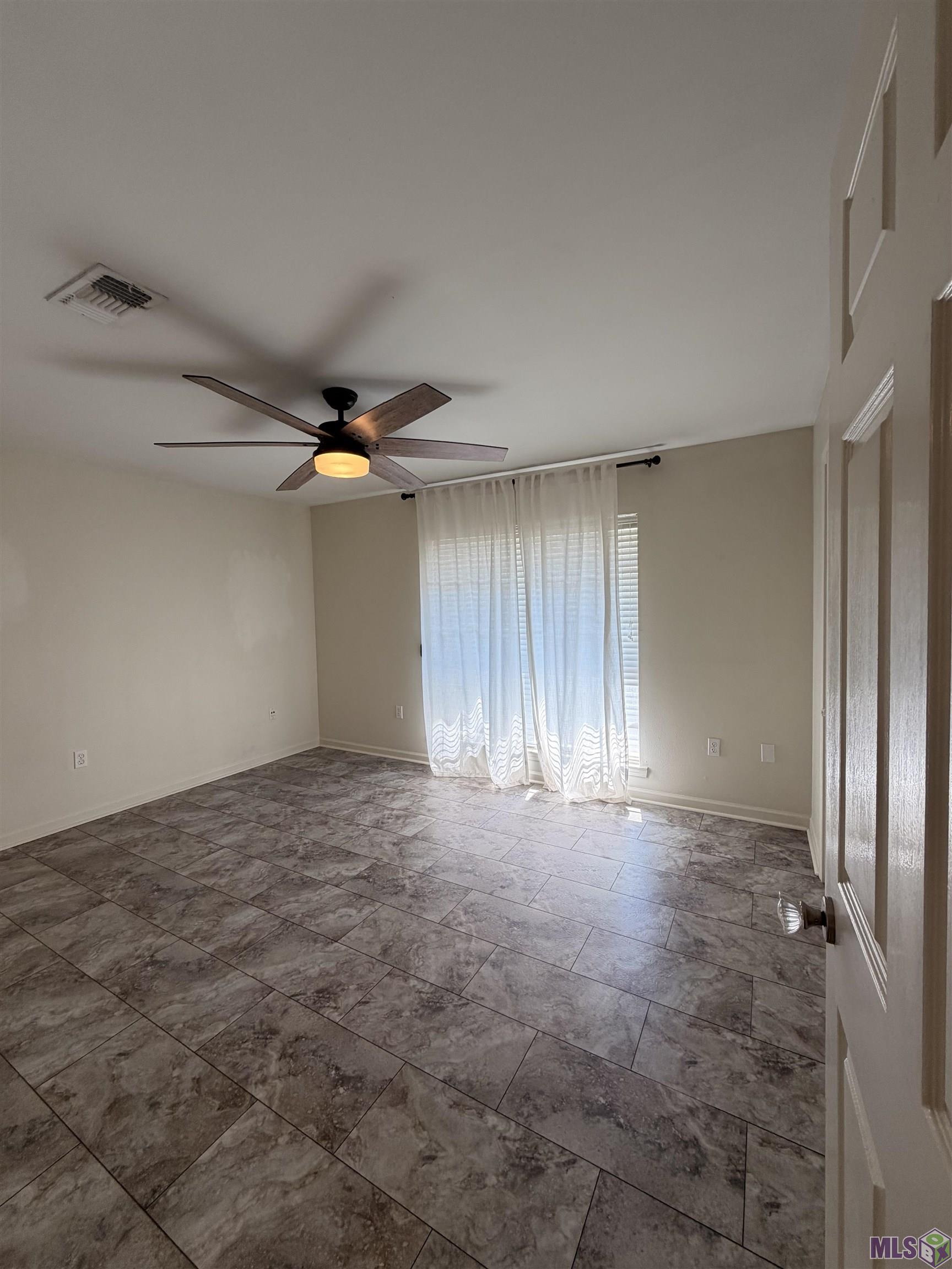 24 Higgins Court Baton Rouge, LA 70808 - Photo 8 of 9