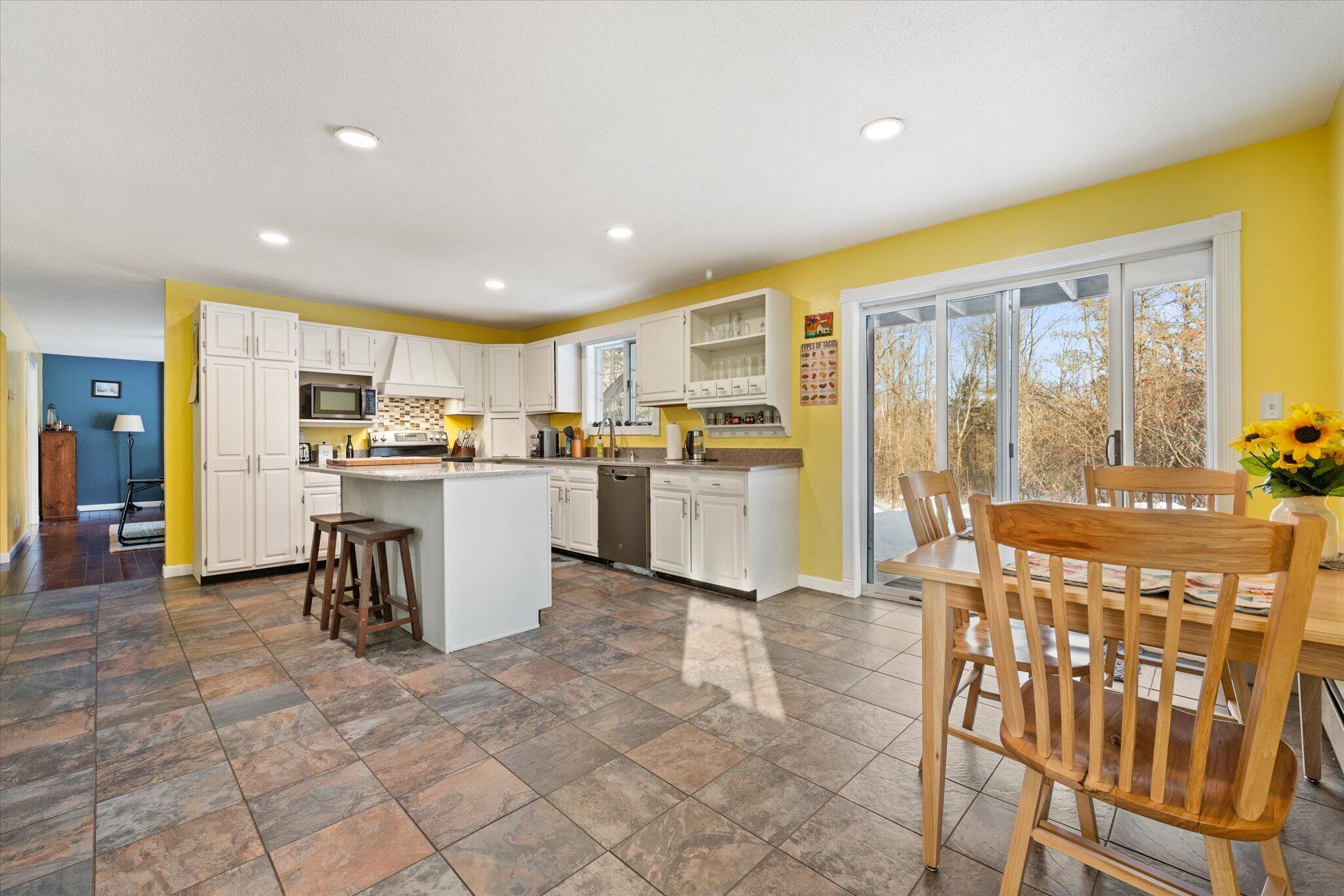 130 Miller Road Hampden, ME 04444 - Photo 2 of 60 Kitchen_Breakfast