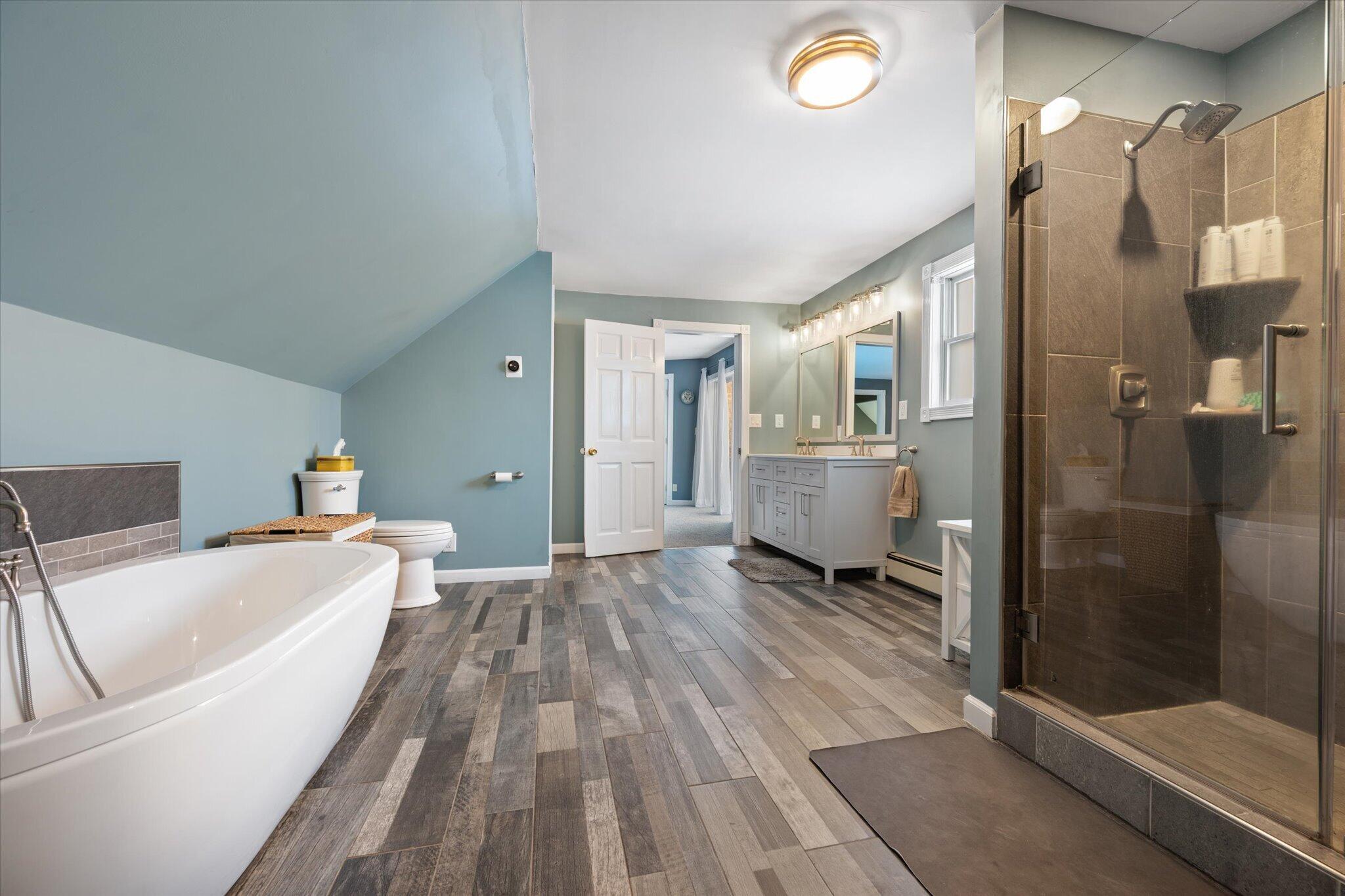 130 Miller Road Hampden, ME 04444 - Photo 33 of 60 Primary Bathroom