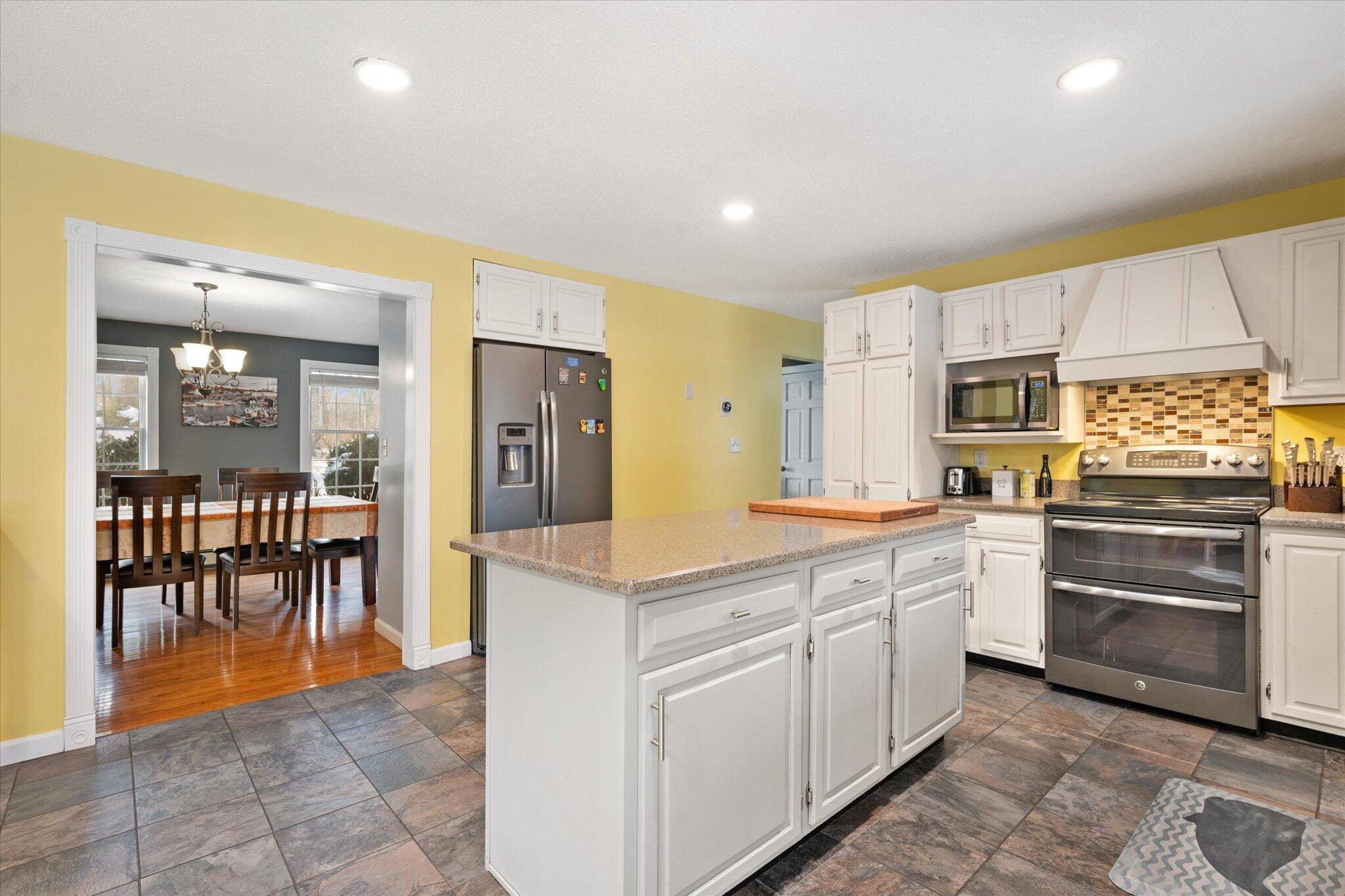 130 Miller Road Hampden, ME 04444 - Photo 6 of 60 Kitchen