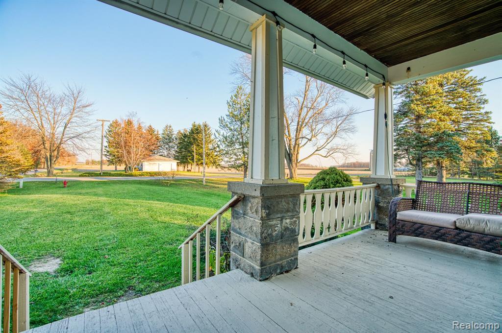 4030 Maple Road Frankenmuth, MI 48734 - Photo 5 of 30