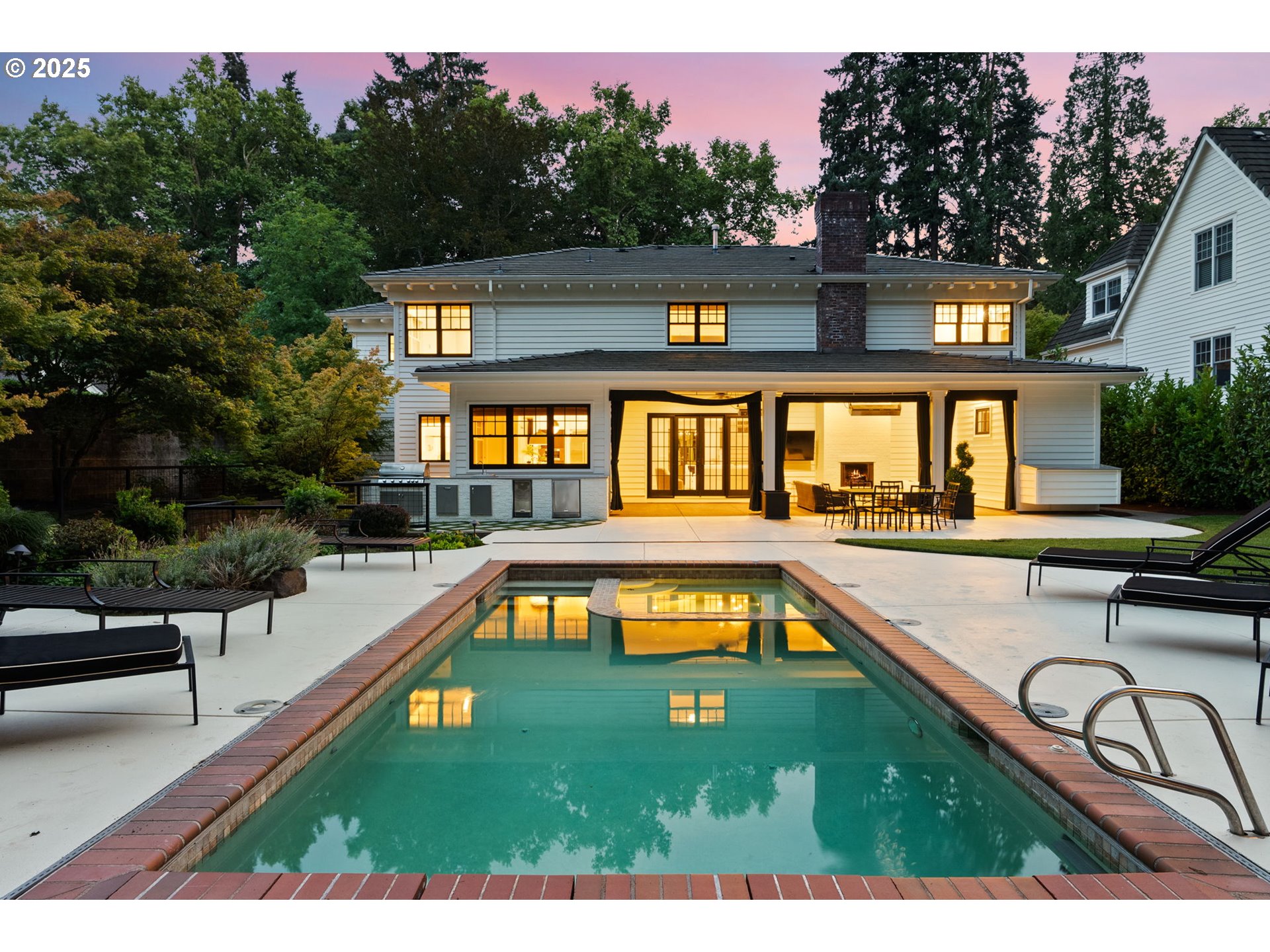 1819 South Radcliffe Road Portland, OR 97219 - Photo 2 of 48 a swimming pool view with a outdoor seating space