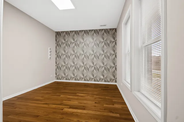 $3,000 | 3986 South Drexel Boulevard, Unit 3N, Chicago, IL 60653