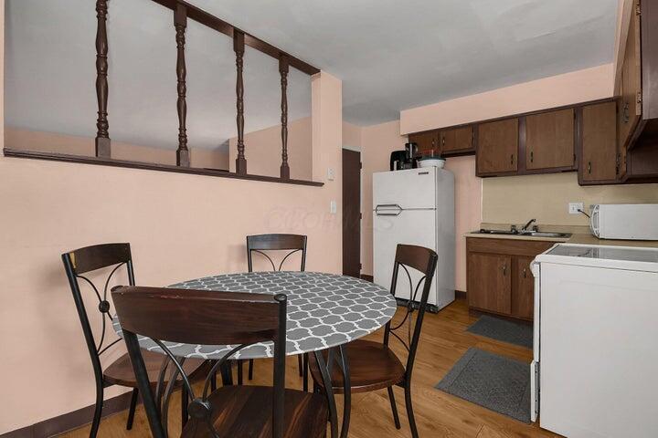 5690 Beechcroft Road, Unit B Columbus, OH 43229 - Photo 4 of 20 kitchen 2