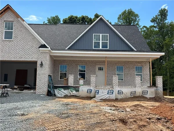 $474,900 | 211 Cool Run, Lexington, NC 27295