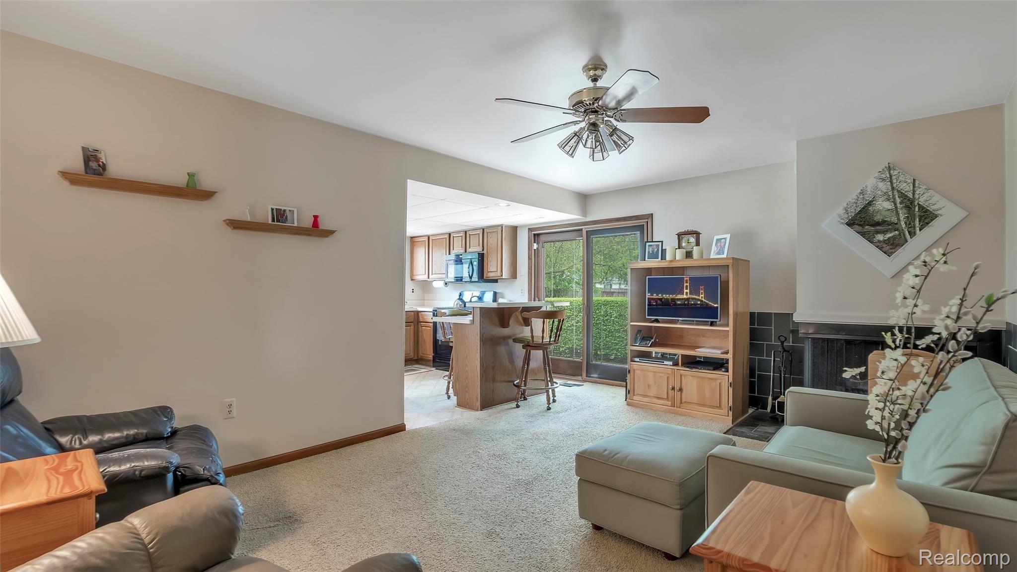 22728 Meadowbrook Road Novi, MI 48375 - Photo 13 of 34 22728-Meadowbrook-Rd-Novi-MI-48375-windowstill-13.jpg