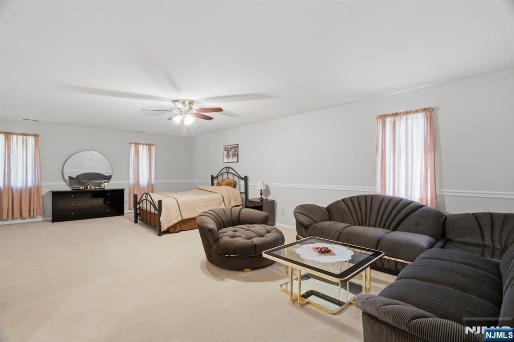 262 Timber Drive Berkeley Heights, NJ 07922 - Photo 16 of 45