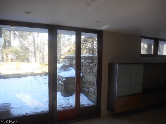 29575 Edgedale Road Cleveland, OH 44124 - Photo 9 of 23 Gallery Image 9