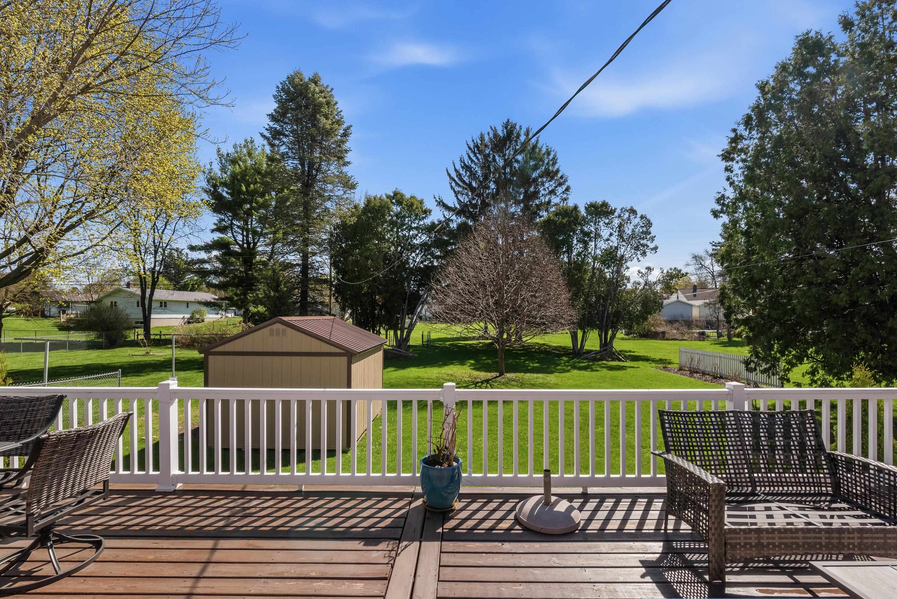 809 Grove Beaver Dam Beaver Dam, WI 53916 - Photo 5 of 33