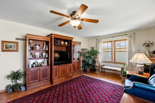 $340,000 | 809 Grove Beaver Dam, Beaver Dam, WI 53916