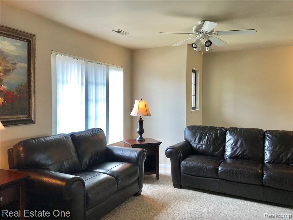 1558 Meadowside Drive, Unit 191 Rochester Hills, MI 48307 - Photo 4 of 19