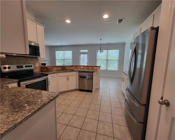 $2,950 | 6499 Panasa Court, Norcross, GA 30093