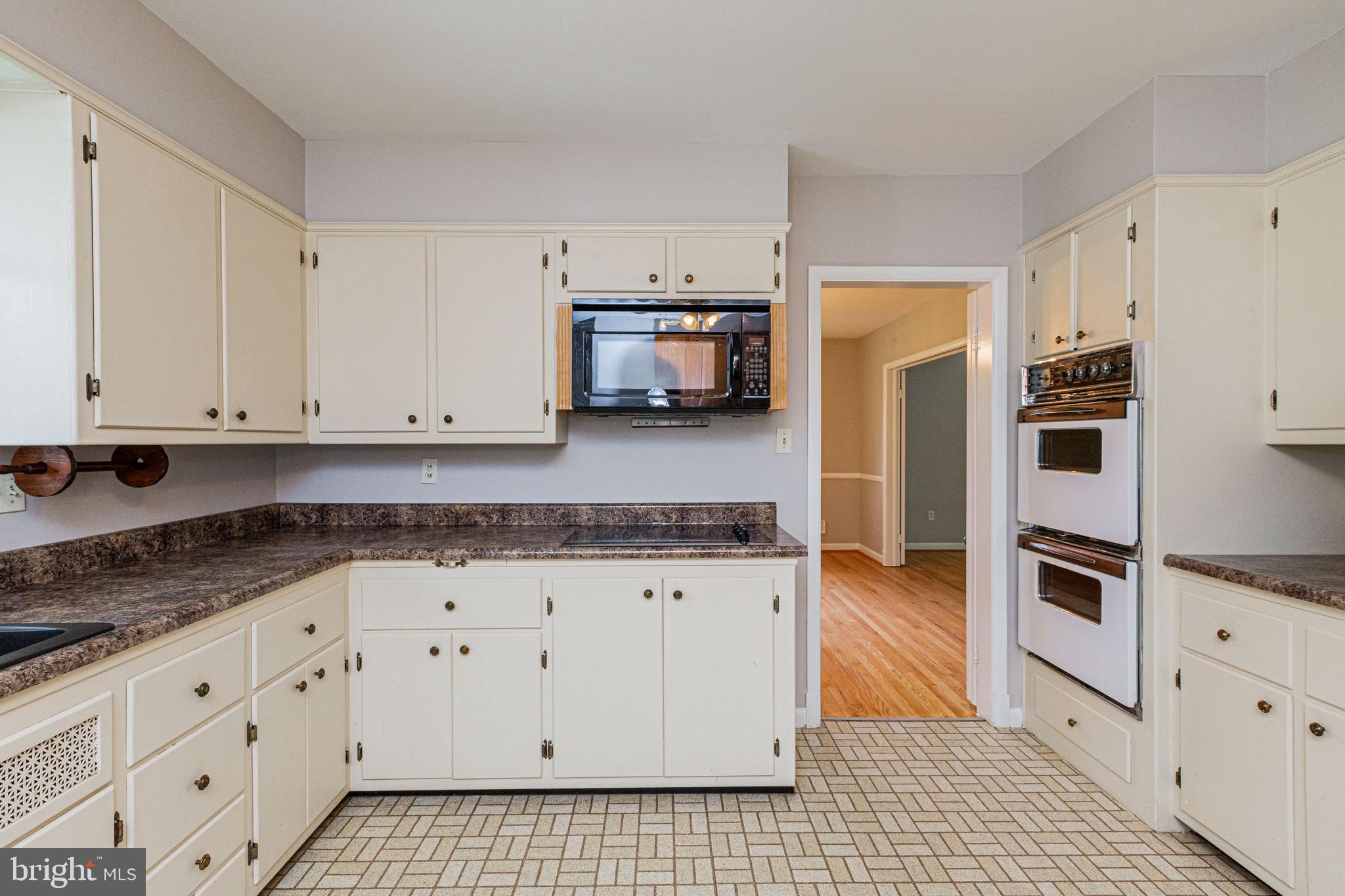 3917 Macalpine Road Ellicott City, MD 21042 - Photo 14 of 40