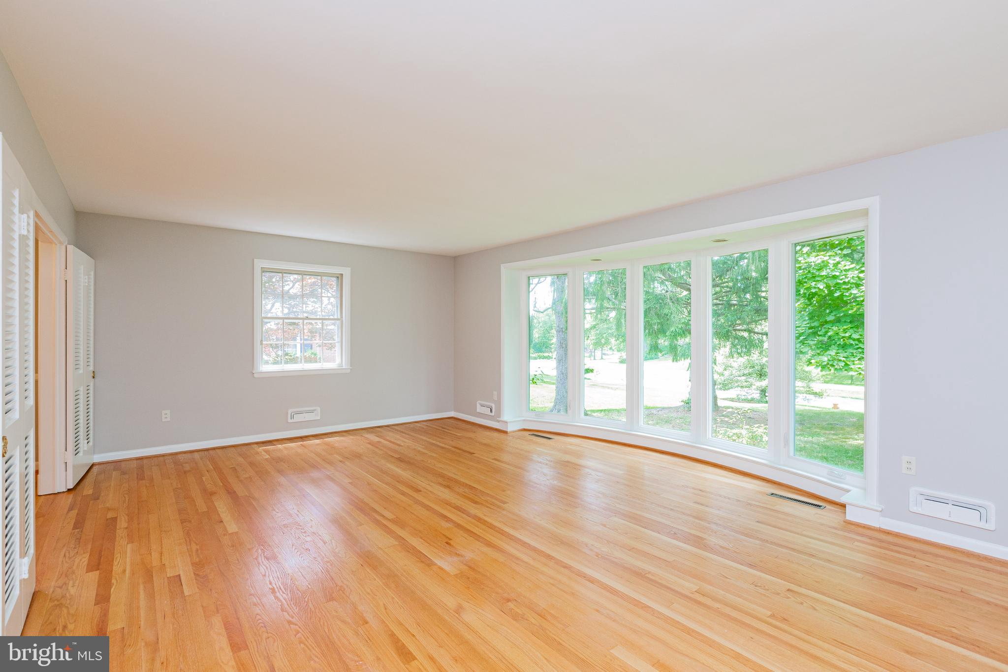 3917 Macalpine Road Ellicott City, MD 21042 - Photo 3 of 40