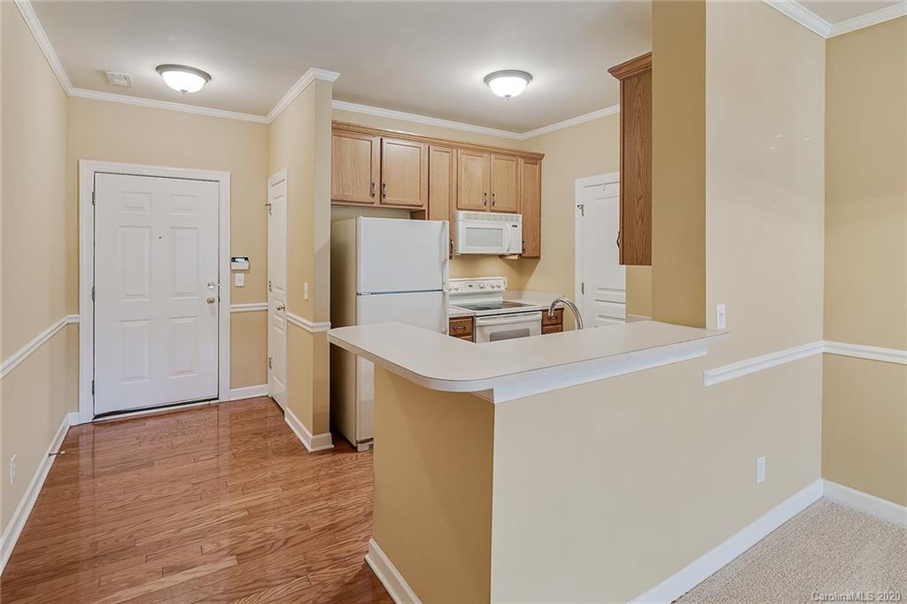 18605 Ruffner Drive, Unit 3B Cornelius, NC 28031 - Photo 2 of 37