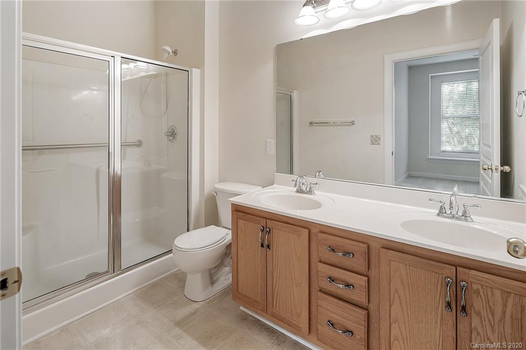 18605 Ruffner Drive, Unit 3B Cornelius, NC 28031 - Photo 10 of 37