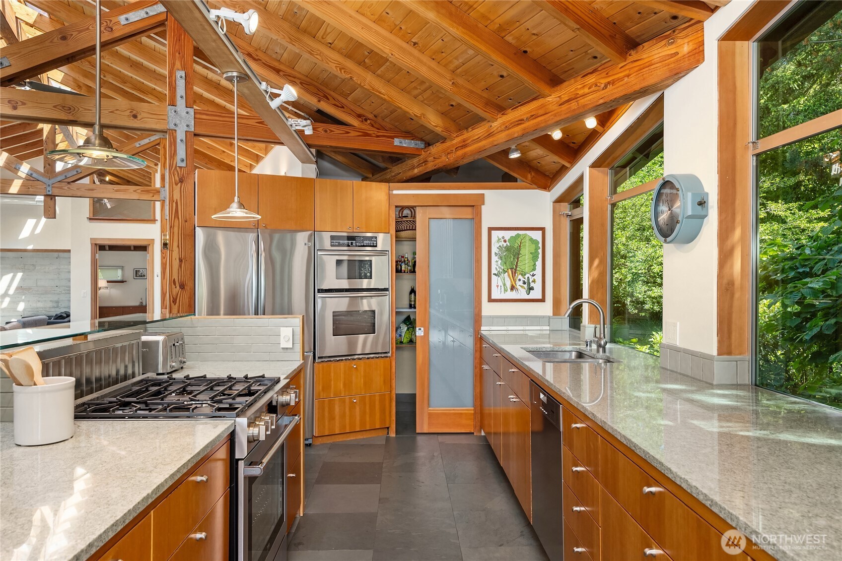 16221 Reitan Road Northeast Bainbridge Island, WA 98110 - Photo 22 of 40