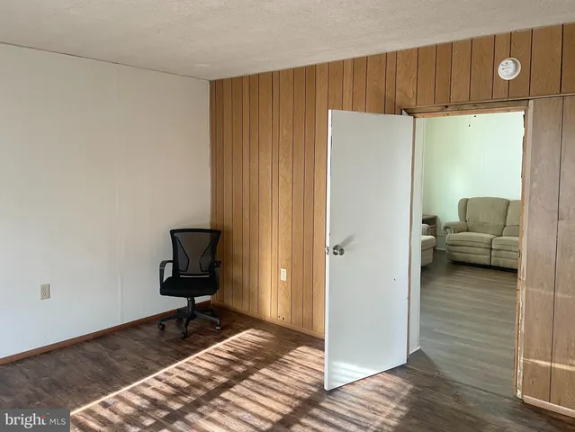 $139,900 | 164 East College Avenue, Frostburg, MD 21532