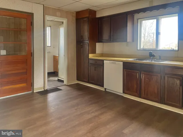 $139,900 | 164 East College Avenue, Frostburg, MD 21532