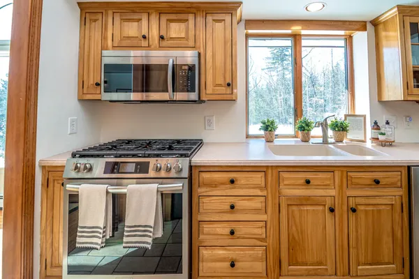 $875,000 | 20 Hochland Drive, Bartlett, NH 03845