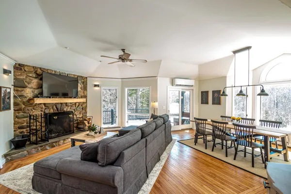 $875,000 | 20 Hochland Drive, Bartlett, NH 03845