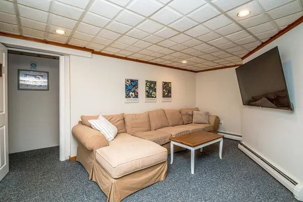 $875,000 | 20 Hochland Drive, Bartlett, NH 03845