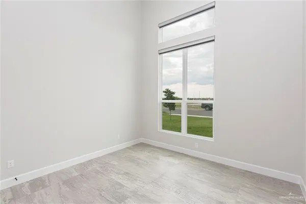 $3,700 | 9806 North 24th Lane, McAllen, TX 78504