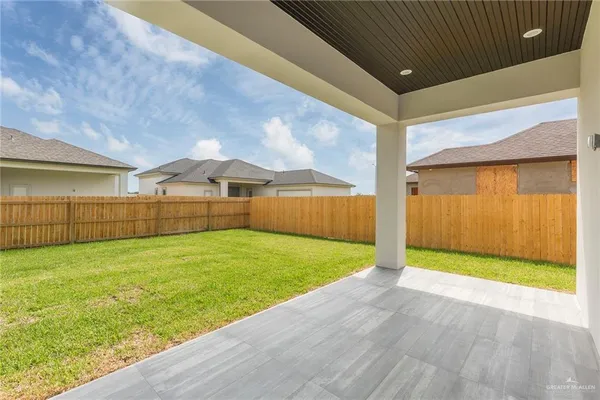 $3,700 | 9806 North 24th Lane, McAllen, TX 78504
