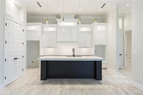 $3,700 | 9806 North 24th Lane, McAllen, TX 78504