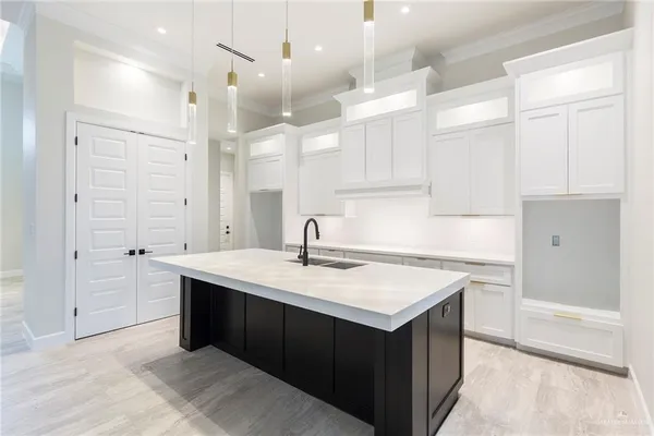 $3,700 | 9806 North 24th Lane, McAllen, TX 78504