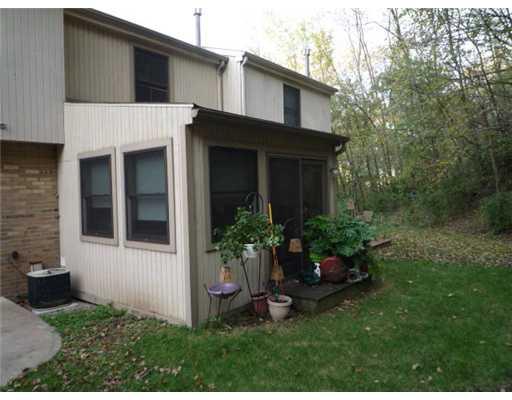 2301 Old Greentree Road Carnegie, PA 15106 - Photo 17 of 17 Yard/Garden.