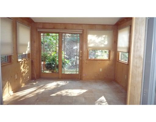 2301 Old Greentree Road Carnegie, PA 15106 - Photo 3 of 17 Sunroom.