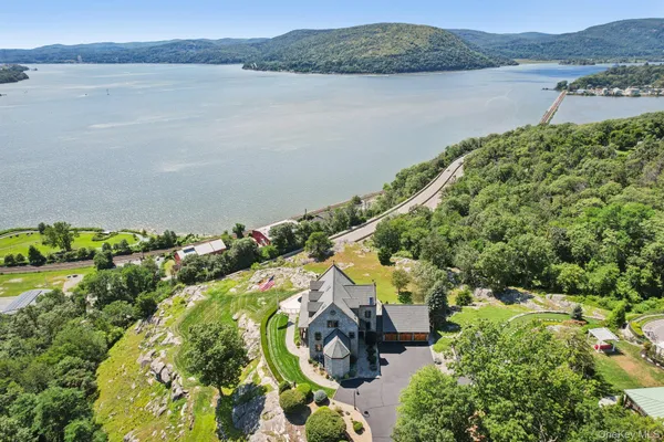 $3,175,000 | 1 St Mary's Convent, Peekskill, NY 10566