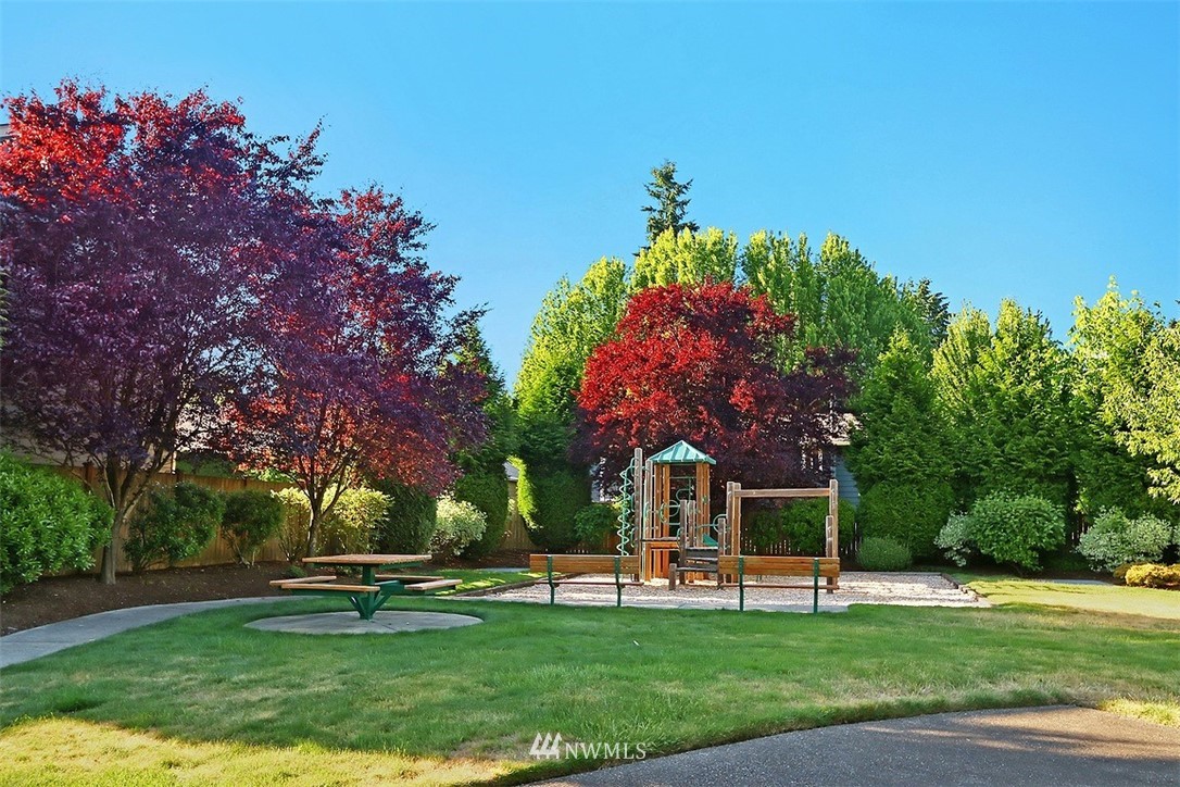 9430 Northeast 173rd Place Bothell, WA 98011 - Photo 32 of 32
