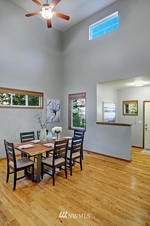 9430 Northeast 173rd Place Bothell, WA 98011 - Photo 5 of 32