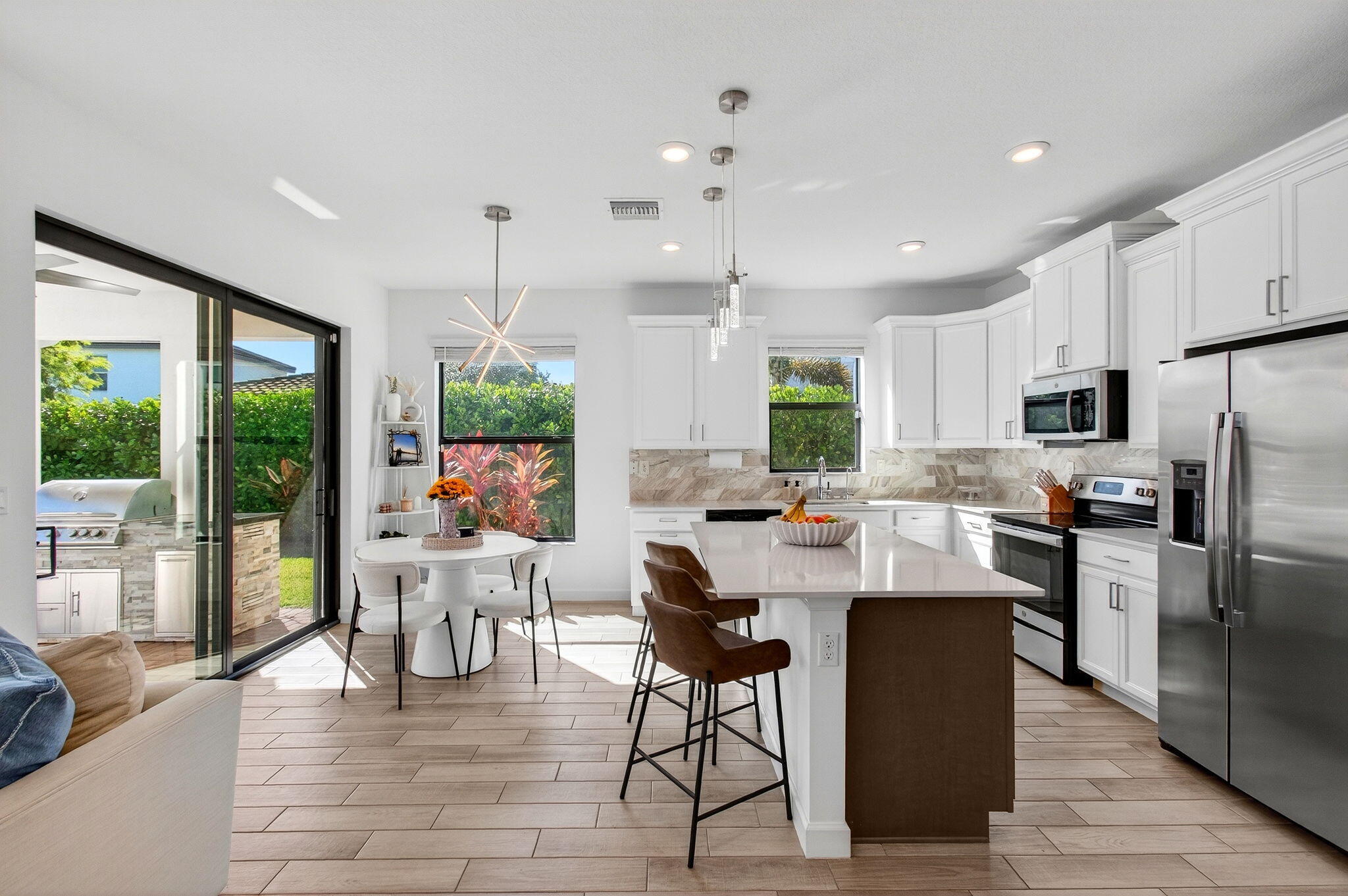 3502 Bauer Road Royal Palm Beach, FL 33411 - Photo 34 of 80 Beautiful Contemporary Lighting