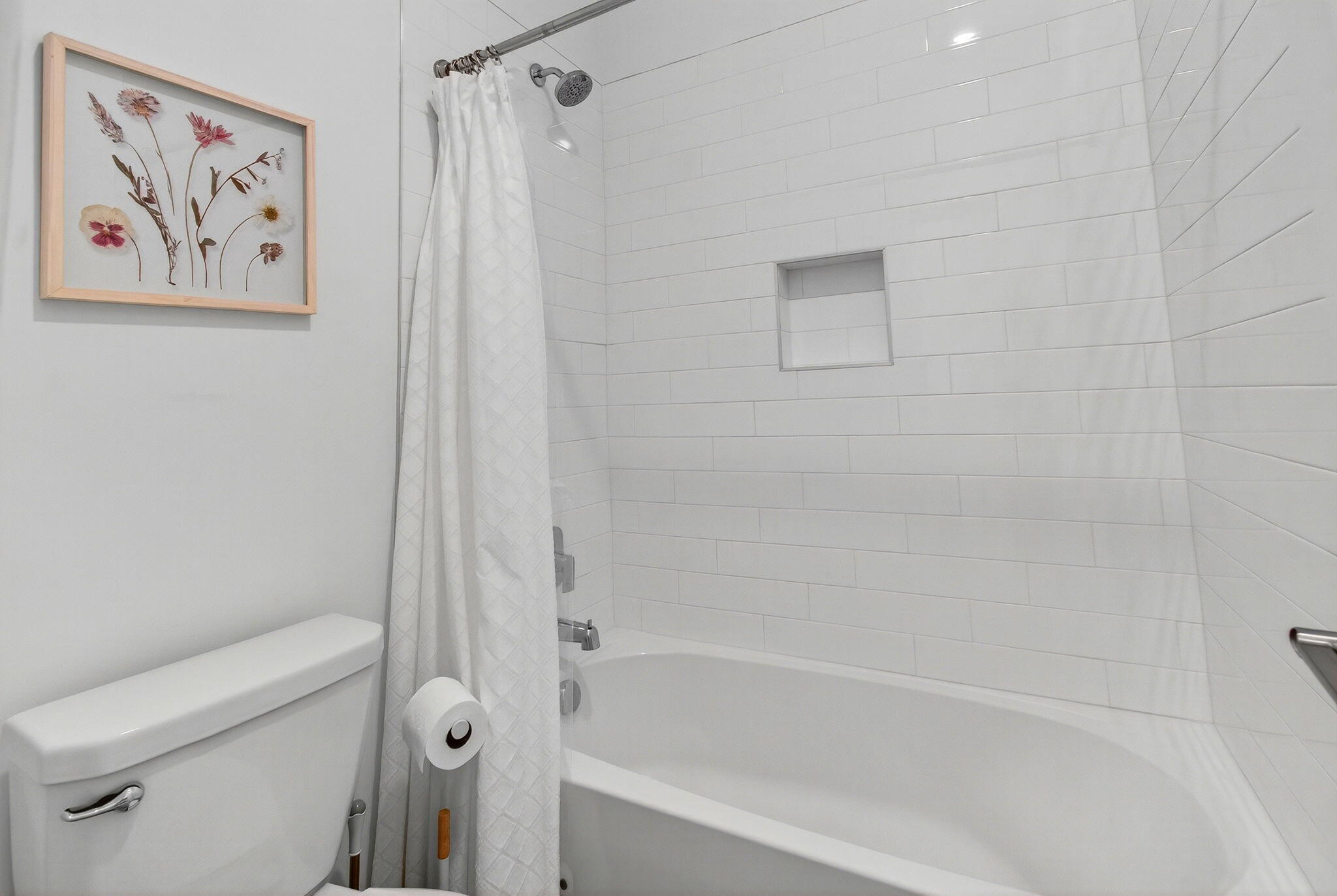 3502 Bauer Road Royal Palm Beach, FL 33411 - Photo 62 of 80 Upstairs Guest Bath 3