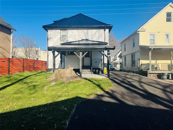 $2,000 | 202 Cleveland Avenue, Endicott, NY 13760