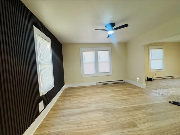 $2,000 | 202 Cleveland Avenue, Endicott, NY 13760