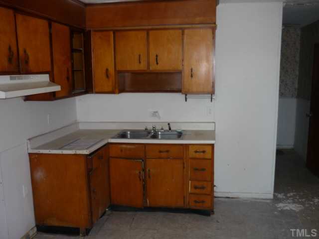 1517 Ridgeway Avenue Durham, NC 27701 - Photo 5 of 13 Gallery Image 5