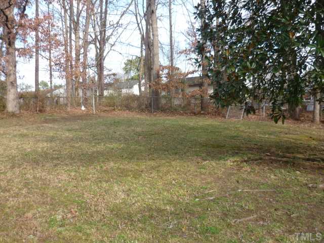 1517 Ridgeway Avenue Durham, NC 27701 - Photo 10 of 13 Gallery Image 10