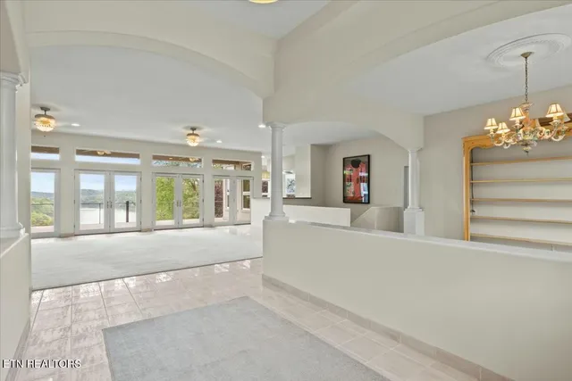 $999,900 | 130 Pointe Summit Drive, Greenback, TN 37742